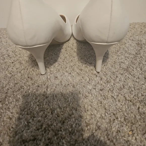 INC International Concepts White Heels - Picture 5 of 6